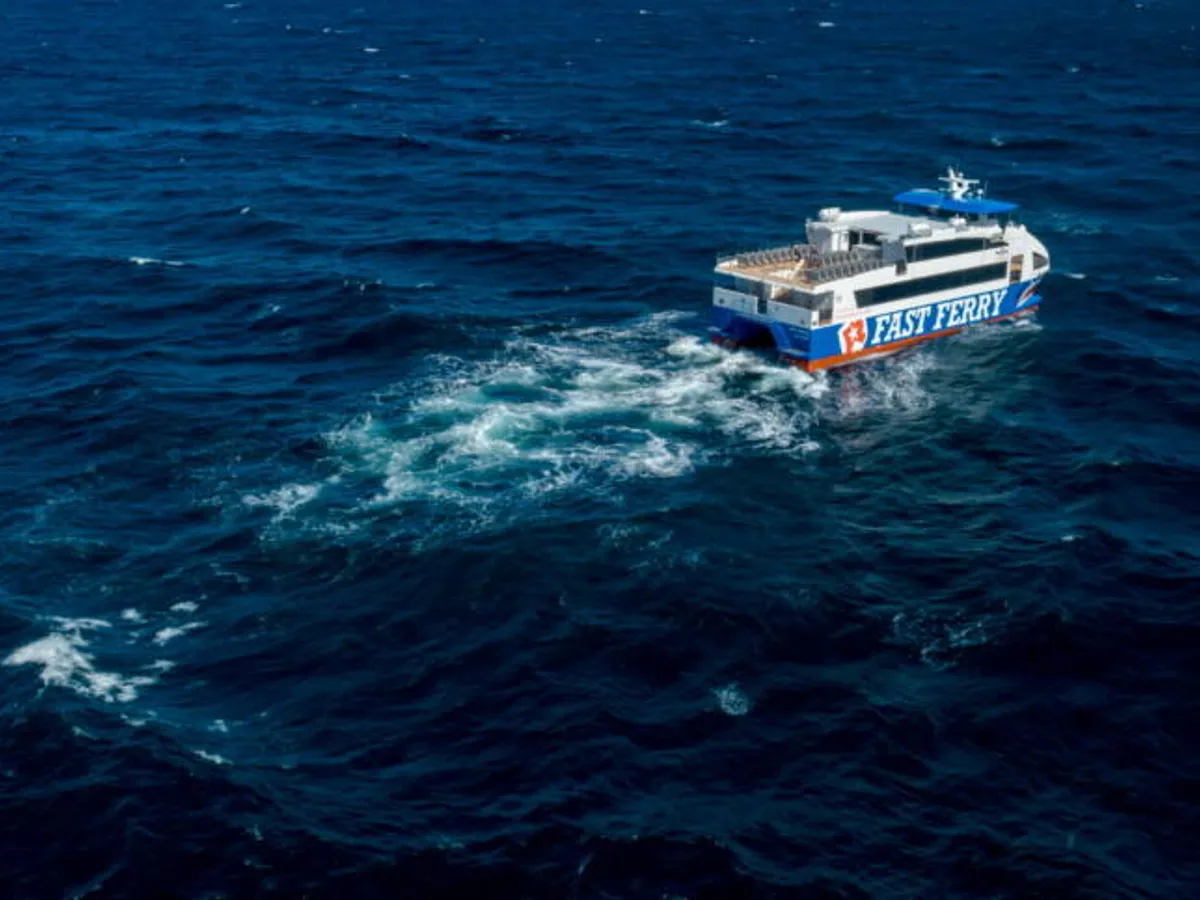 Kapal fery keur dijual