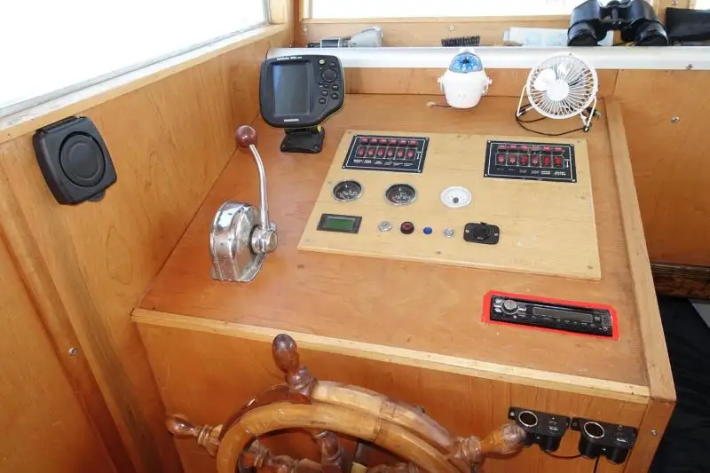 Kapal tunda keur dijual