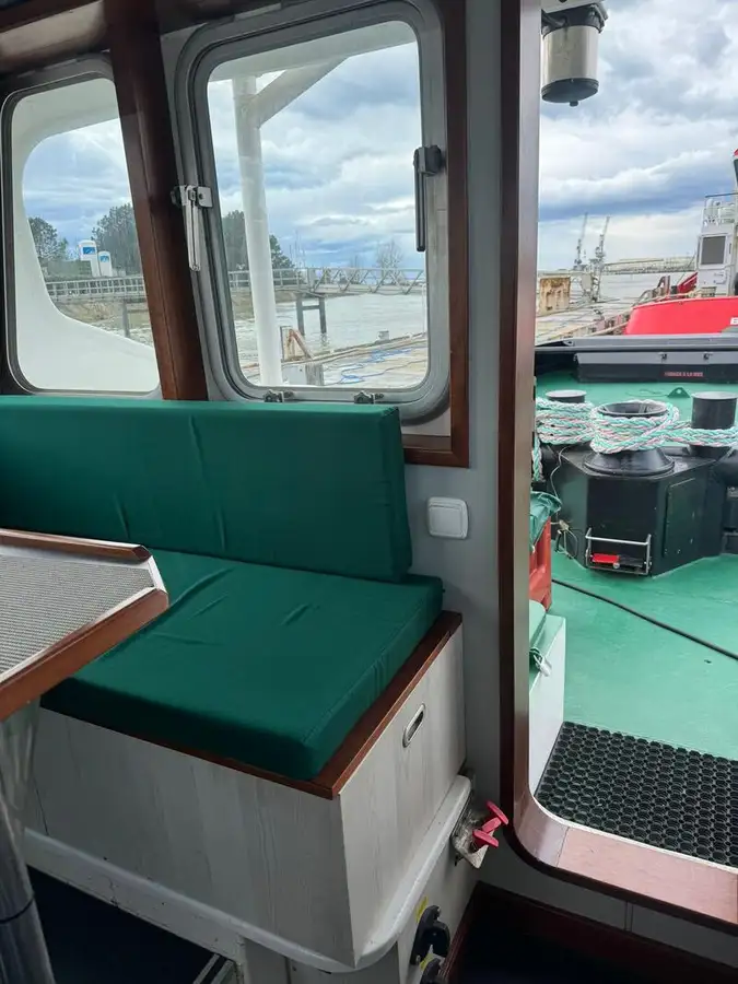 Kapal penarik keur dijual