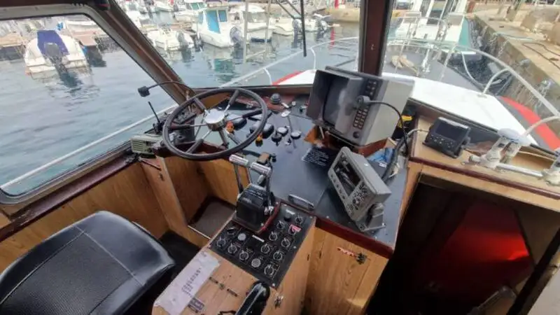 Kapal pilot keur dijual