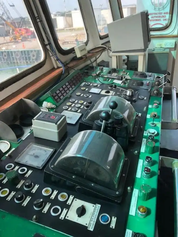 Kapal penarik keur dijual