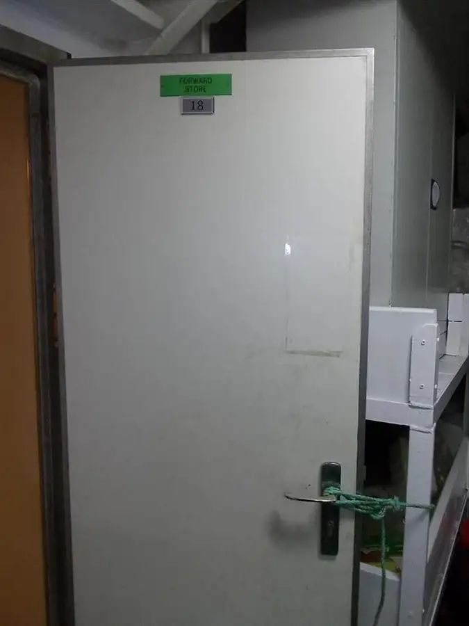 Kapal pangangkut barang curah keur dijual