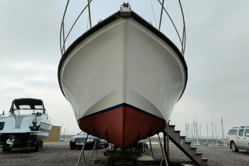 Kapal kerja keur dijual
