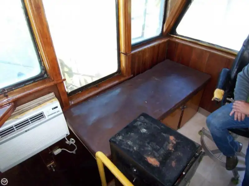 Kapal penarik keur dijual