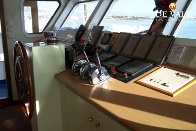 Kapal fery keur dijual