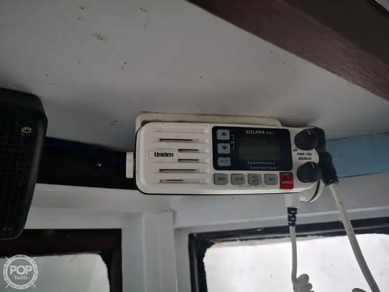 Kapal pangolahan lautan keur dijual