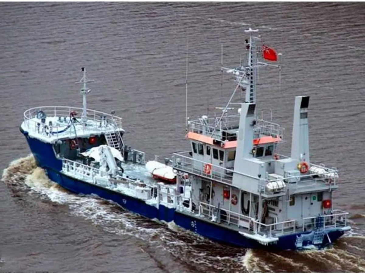 Kapal kerja keur dijual