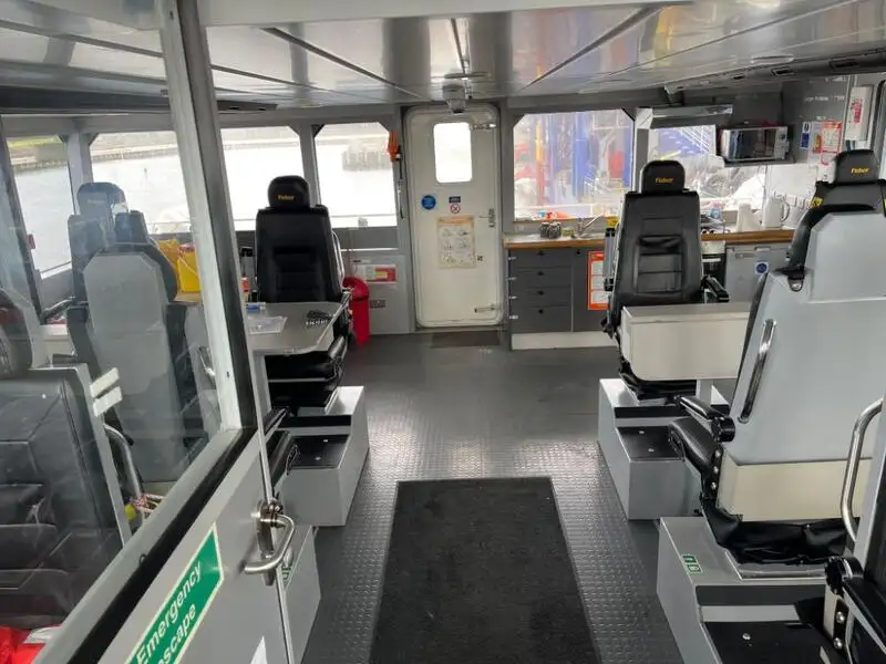 Kapal kontainer keur dijual