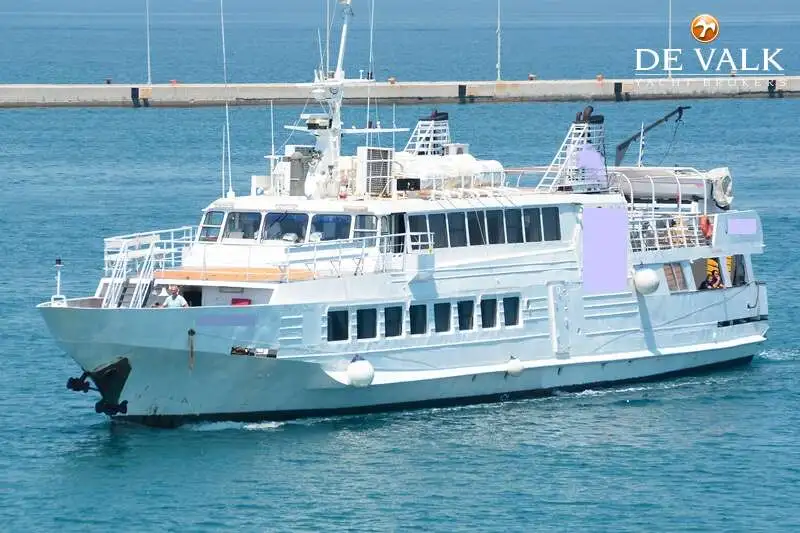 Kapal panumpang keur dijual