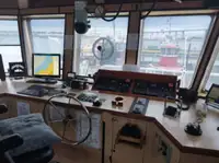 Kapal penarik keur dijual