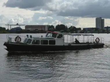 Kapal penarik keur dijual
