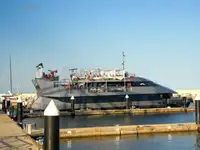 Kapal pesiar keur dijual