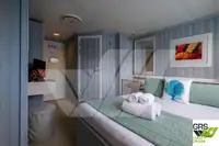 Kapal pesiar keur dijual