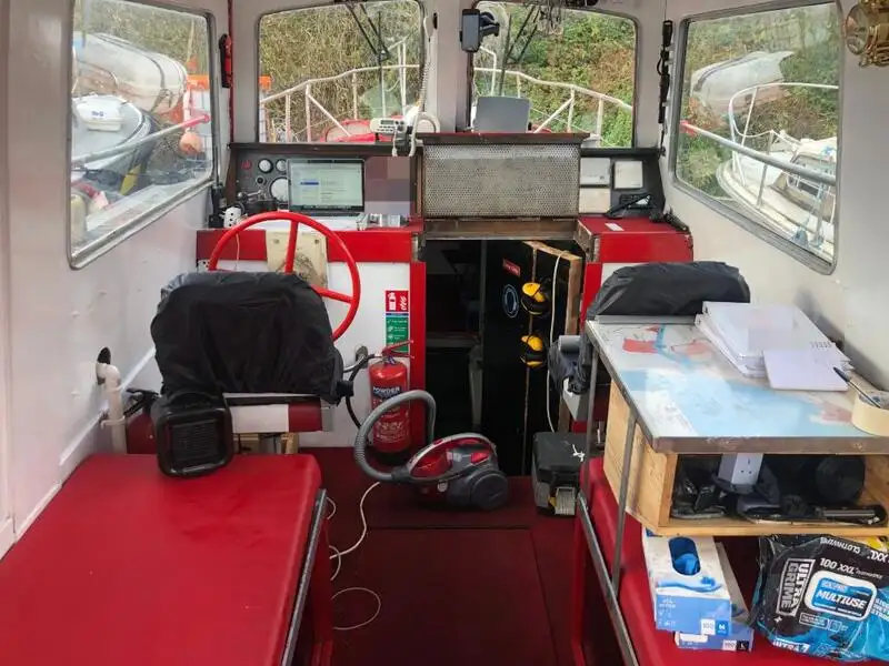 Kapal pilot keur dijual