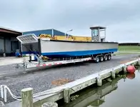 Karajinan badarat, tank pikeun dijual