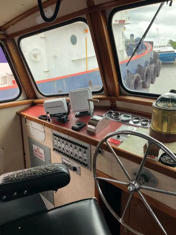 Kapal kru keur dijual