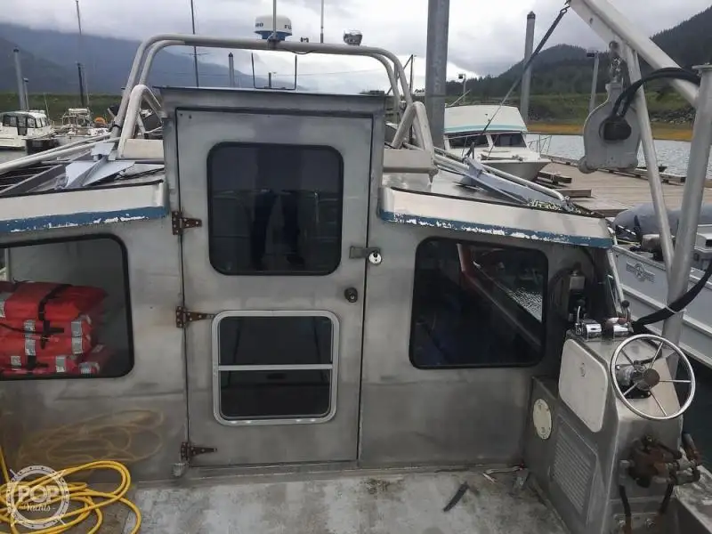Kapal kru keur dijual