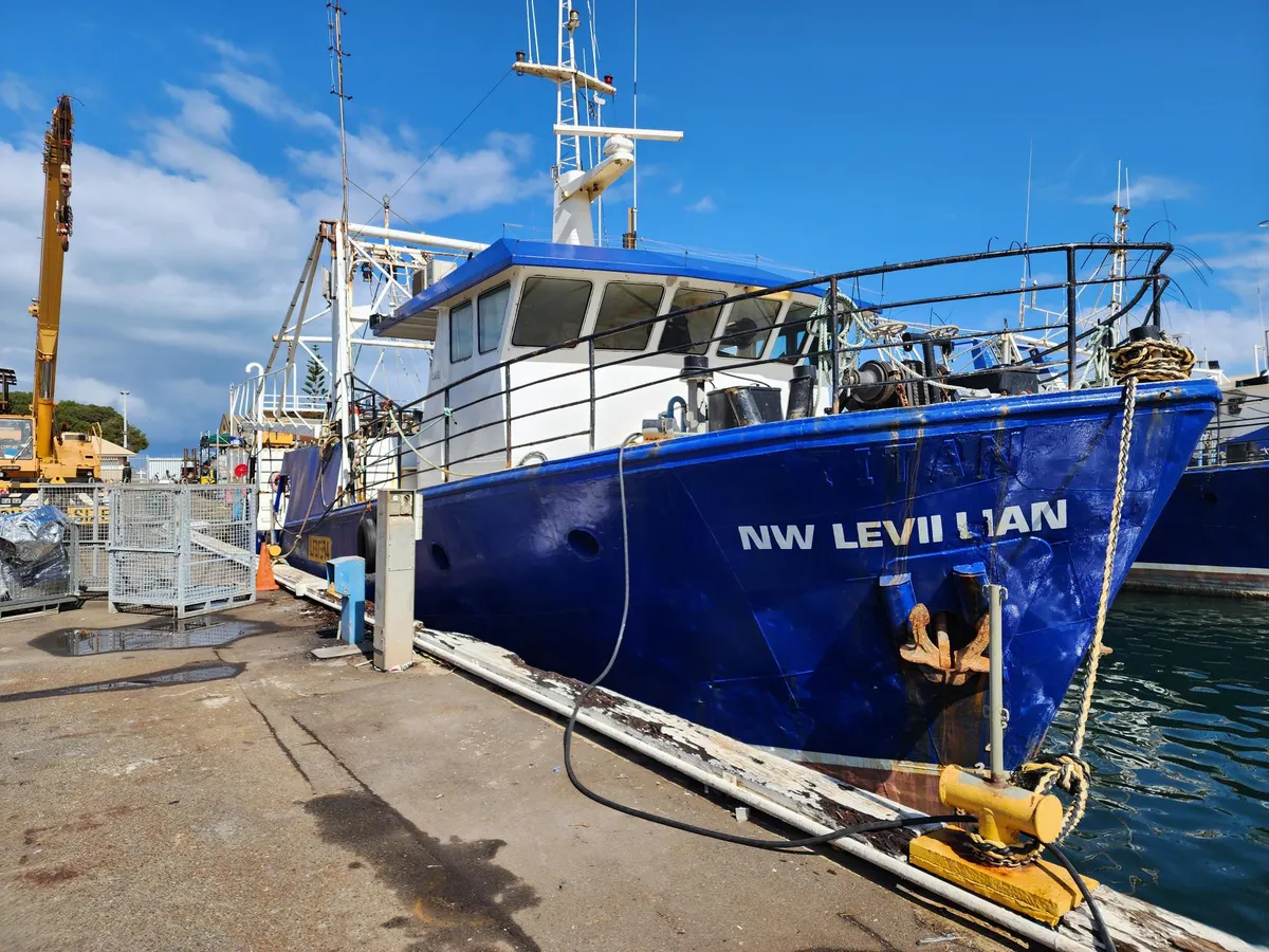 Kapal pancing trawler keur dijual