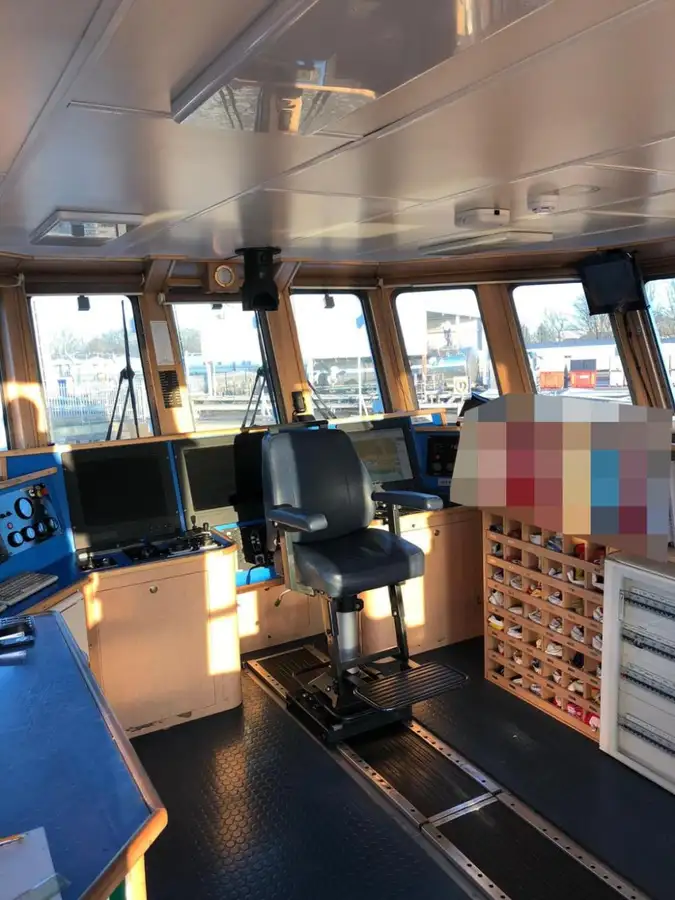 Kapal penarik keur dijual