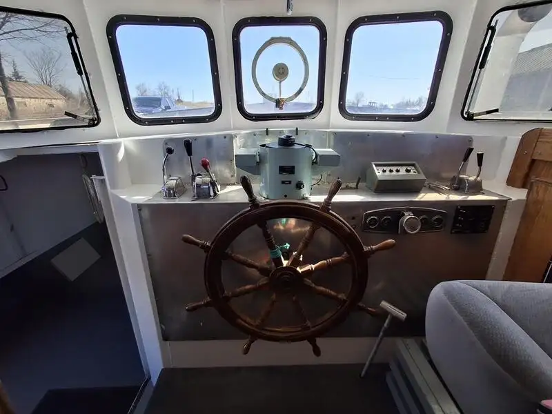 Kapal penarik keur dijual