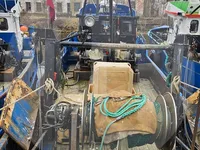Kapal pangangkut lauk hirup keur dijual