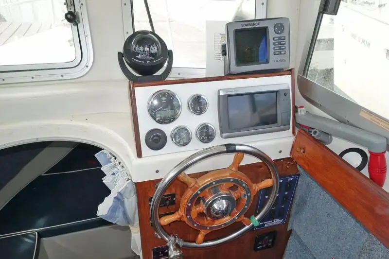Kapal kerja keur dijual