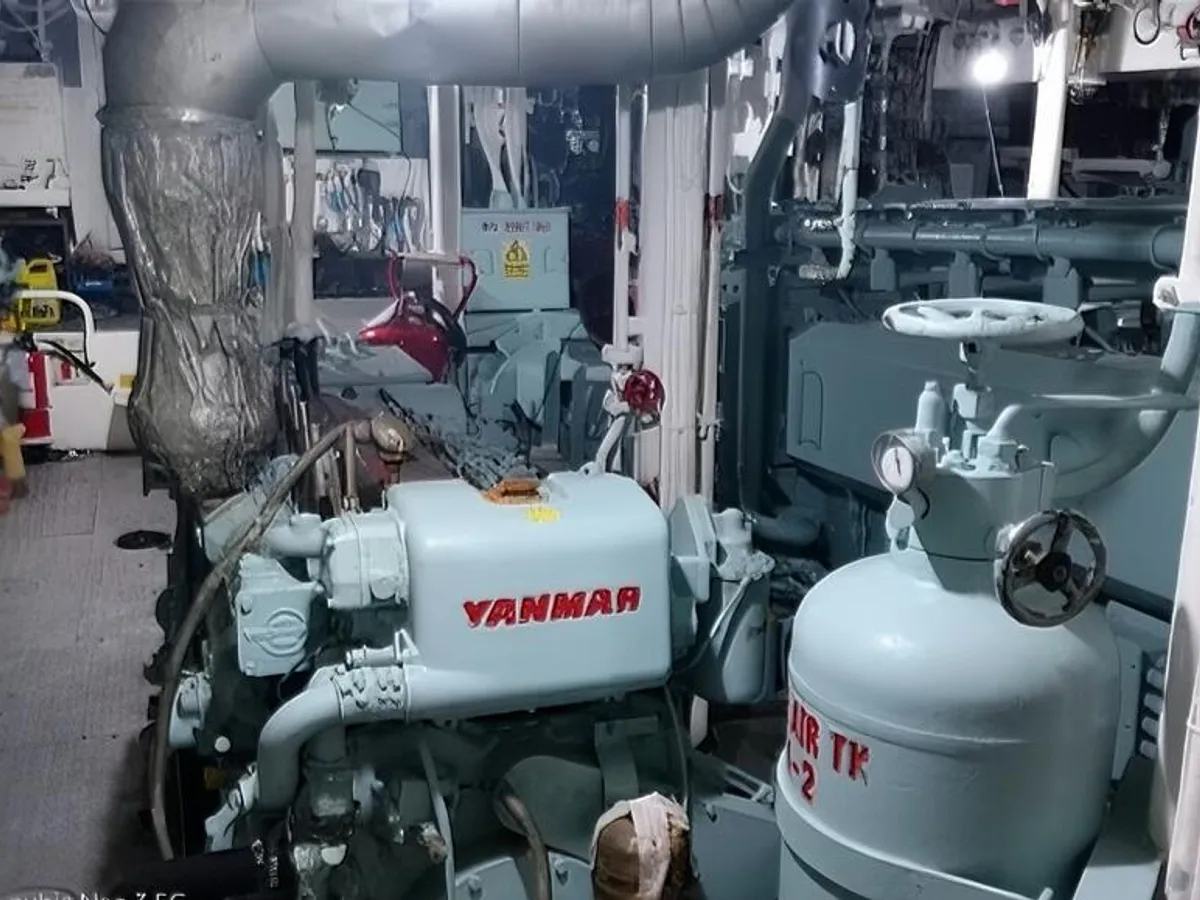 Kapal Pangiriman Cepat (FSV) keur dijual