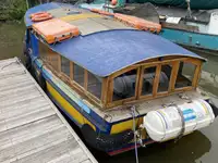 Kapal fery keur dijual