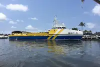 Kapal wadahna pikeun dijual