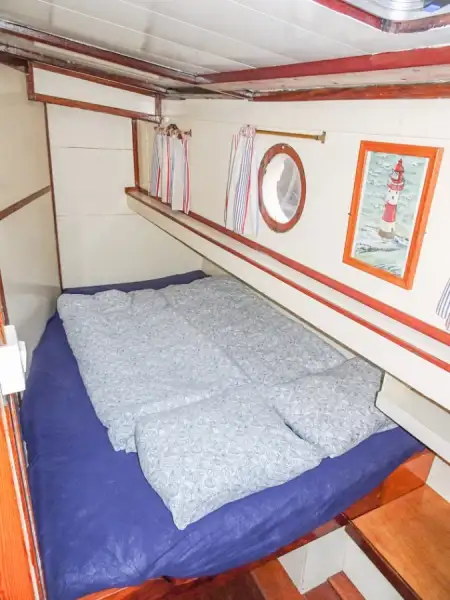 Kapal pangangkut barang curah keur dijual