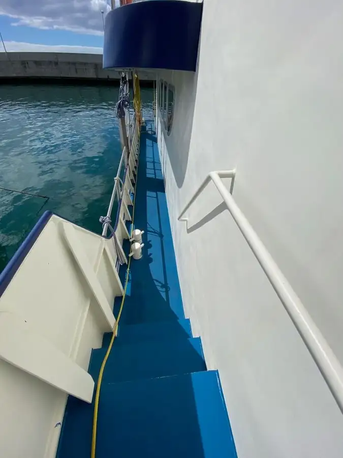 Kapal penarik keur dijual