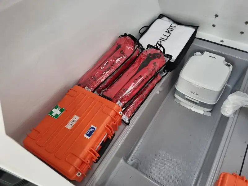 Kapal kontainer keur dijual