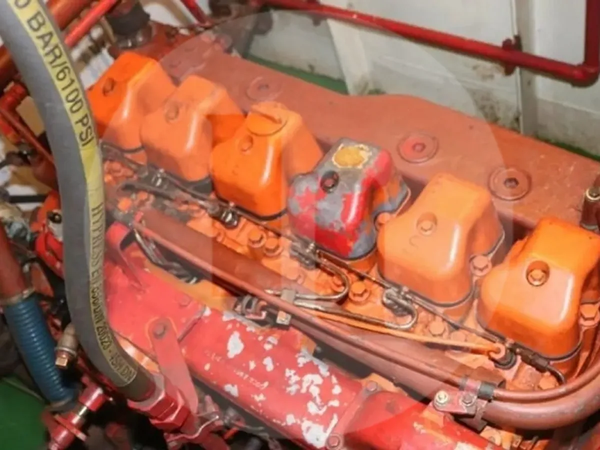 Kapal kerja keur dijual