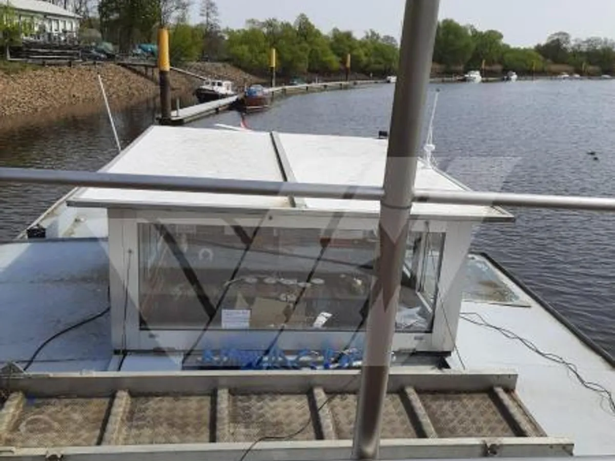 Kapal réstoran keur dijual