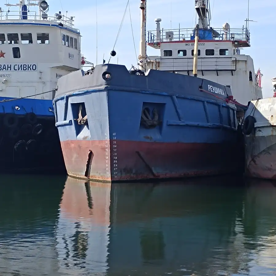 Kapal keruk keur dijual