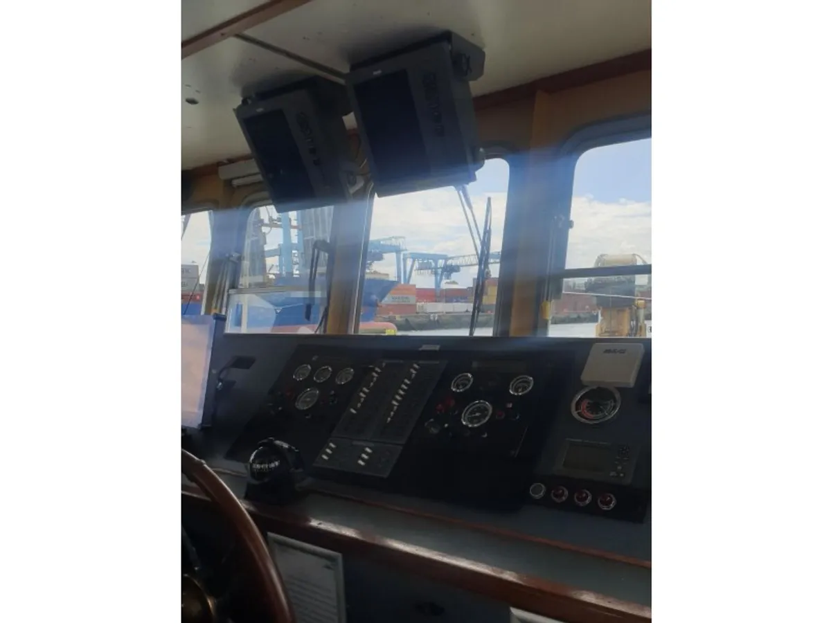 Kapal keruk keur dijual