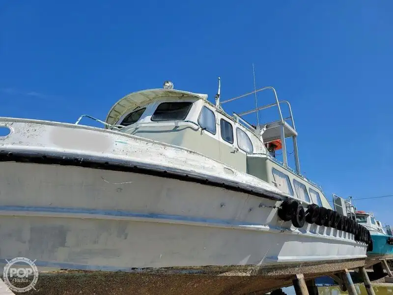 Kapal kru keur dijual