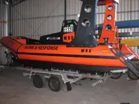 Kapal nyalametkeun pikeun dijual