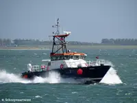 Kapal survei keur dijual