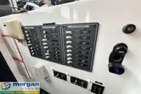 Kapal kerja keur dijual