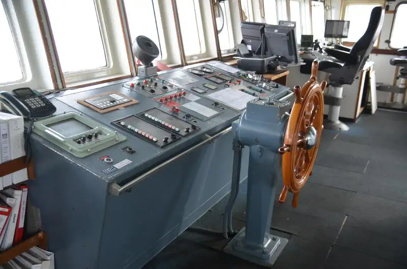 Kapal penarik keur dijual