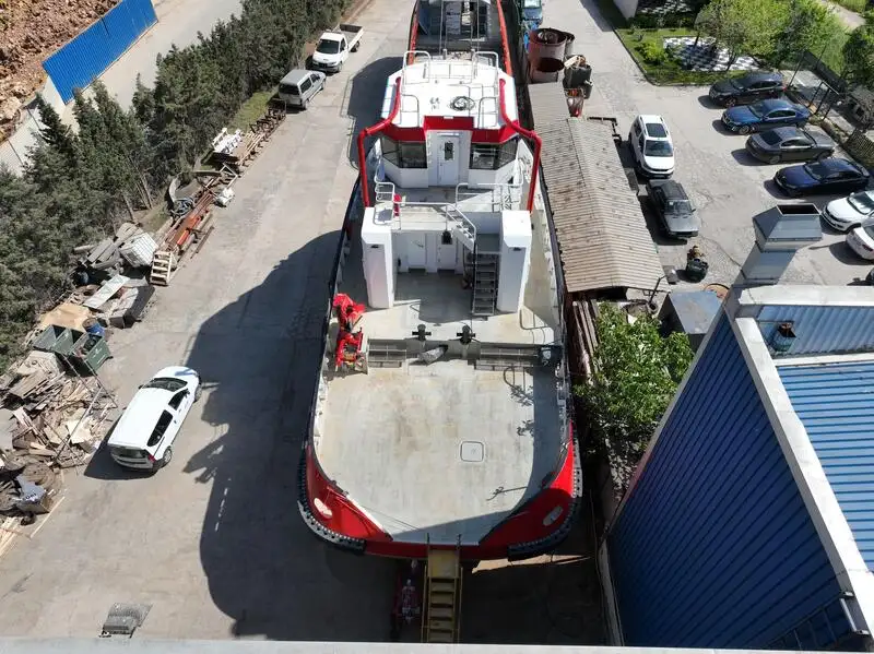 Kapal penarik keur dijual