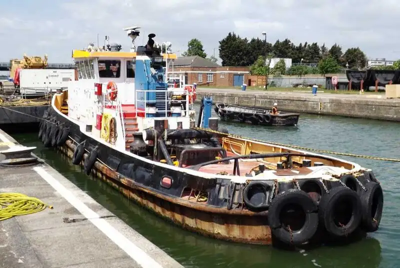 Kapal penarik keur dijual