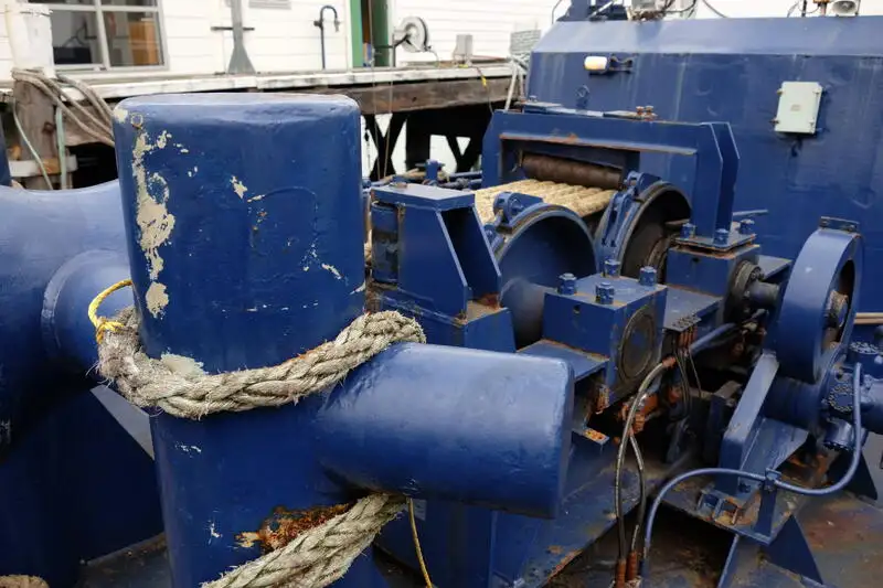 Kapal penarik keur dijual