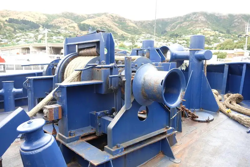 Kapal penarik keur dijual