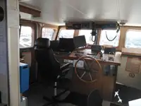 Kapal survei keur dijual