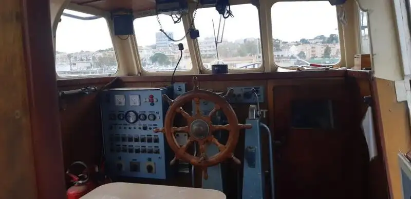Kapal pilot keur dijual