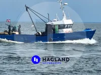 Kapal pangangkut lauk hirup keur dijual