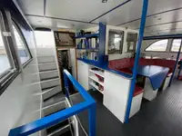 Kapal penarik keur dijual