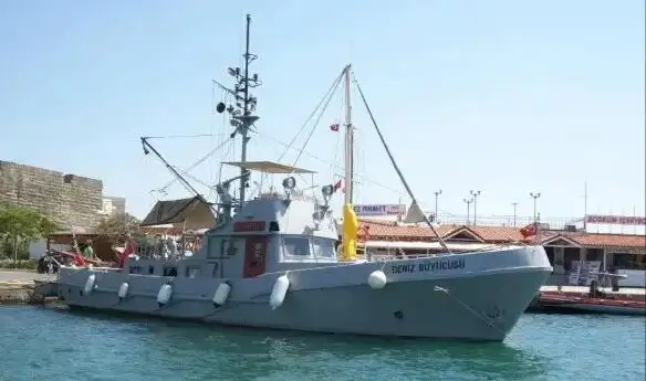 Kapal pemadam kebakaran keur dijual